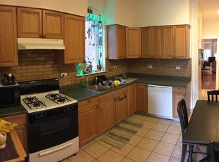 2139 W Melrose St, Chicago, IL 60618