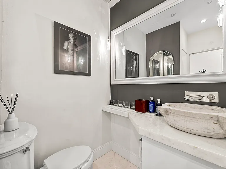 349 E 19th St #2 — Photo 22