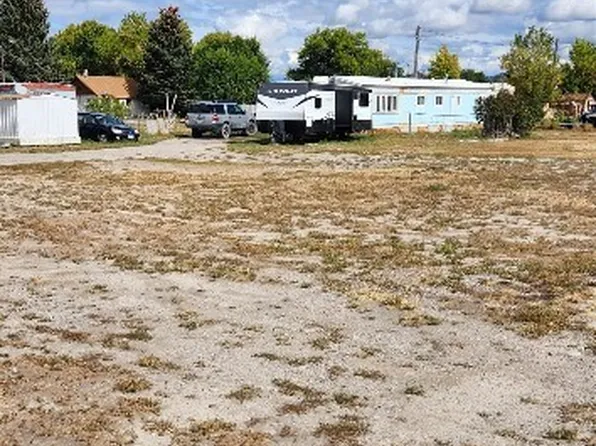 504 Barnett Ave, Dillon, MT 59725