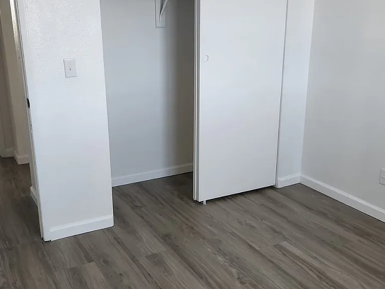 1311 N Gila St #4 — Photo 14