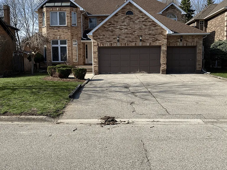 Brewster Pl — Photo 9