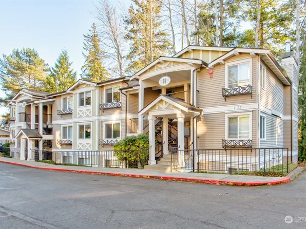 11229 NE 128 Street #H202, Kirkland, WA 98034