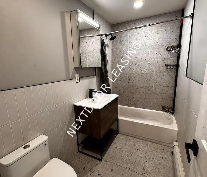205 Union St #13M — Photo 2