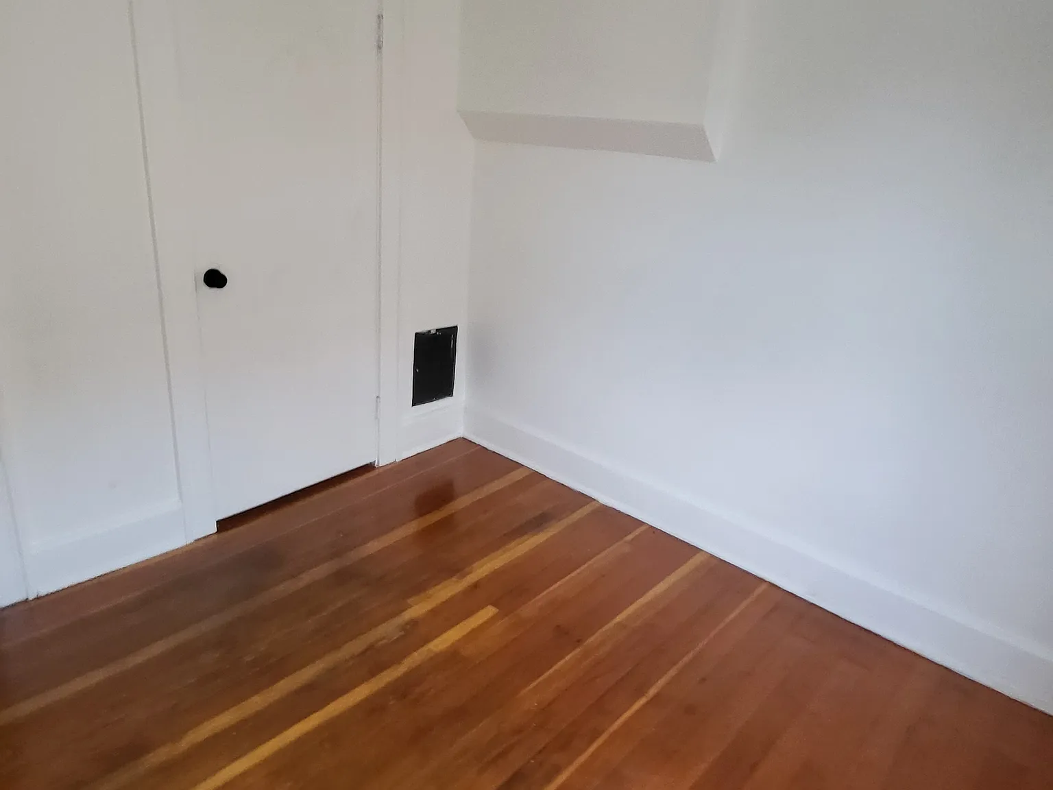 3 bed, 1500 sqft, $1,300 — Photo 1