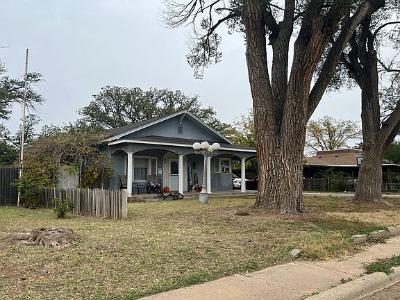 3rd image of 415 N Briscoe Ave