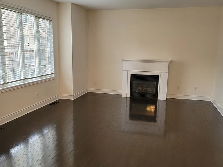 959 Ernest Cousins Cir — Photo 11
