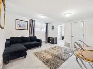 31 Metropolitan Cres, Georgina, ON L4P 1L6