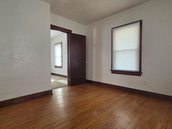 5th image of 2360 S 9th St