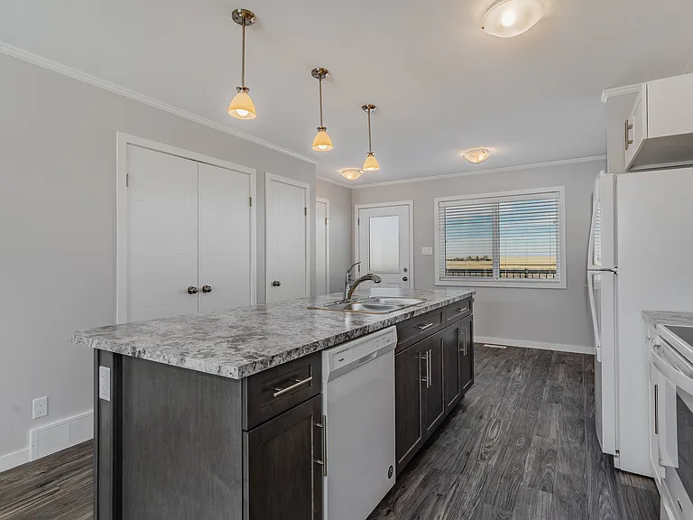 1420 N Silverleaf Blvd — Photo 20