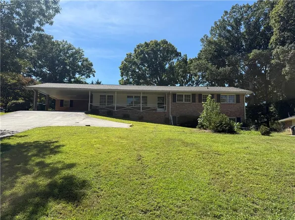 2027 Kensington High St, Lilburn, GA 30047