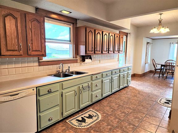 2nd image of 8239 County Road D