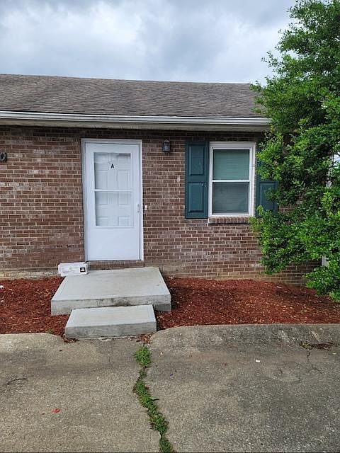 1st image of 220A S Keeneland Dr