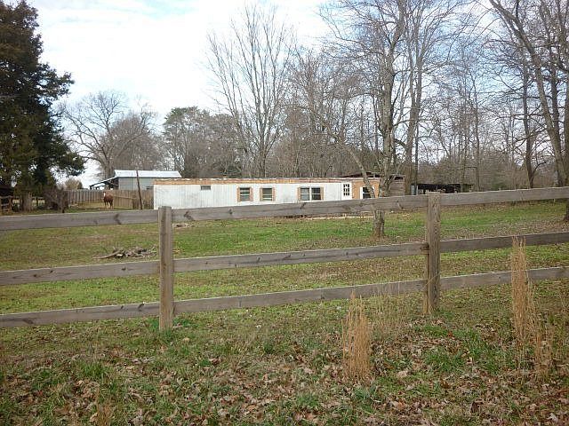 2nd image of 1343 Flat Rock Rd