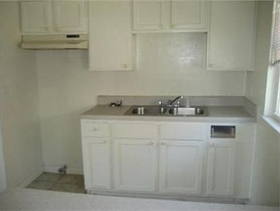 3rd image of 3802 Tigerbelle Dr