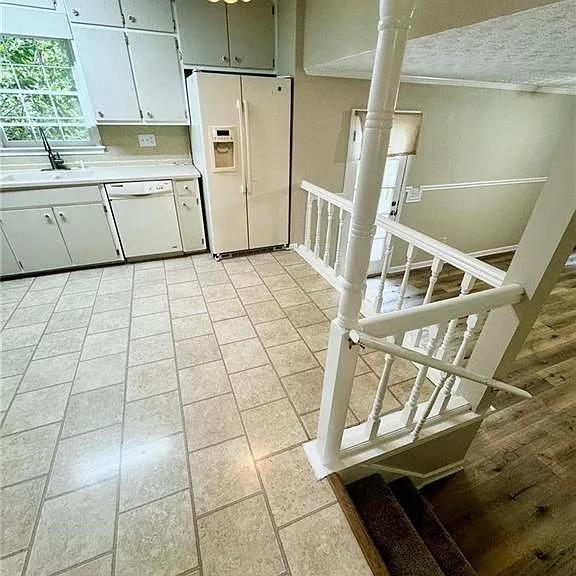3380 Creek Hollow Dr — Photo 7