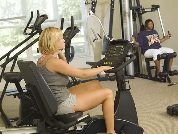 Community centers with fitness rooms