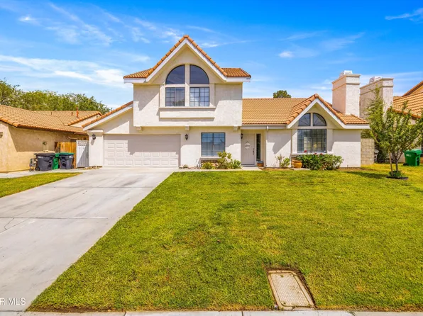 42502 52nd St W, Quartz Hill, CA 93536