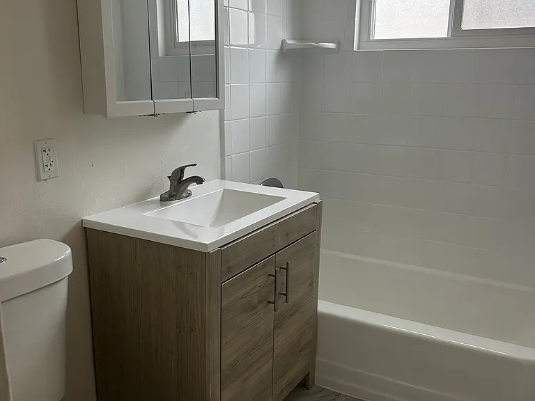 11555 Riverside Dr #3 — Photo 11