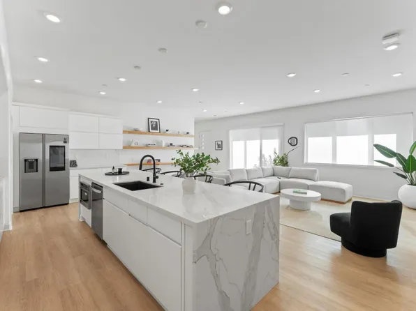 369 Transport, Tustin, CA 92782