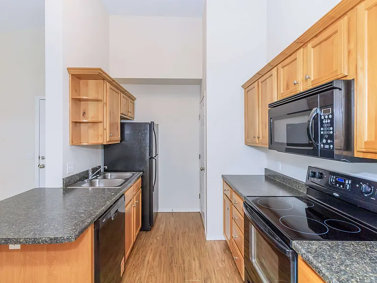 Sandstone Heights Apartments Studio Kitchen