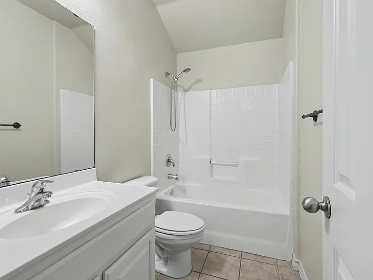 1111 Meadowbrook Dr — Photo 16