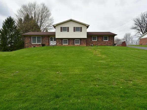 246 Plainview Dr, Avon, IN 46123