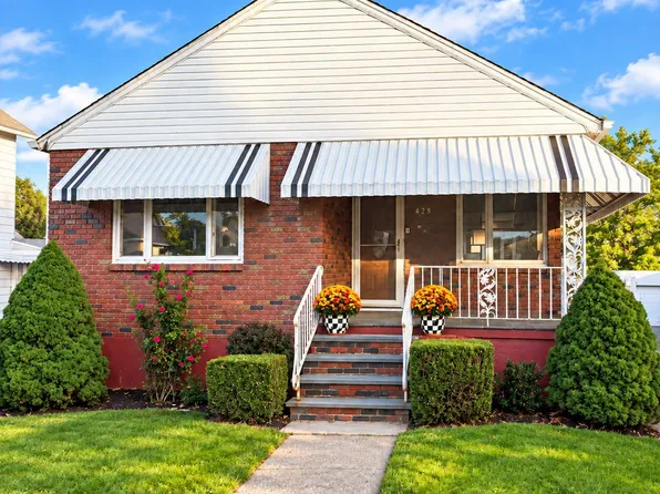 425 14th Ave, Scranton, PA 18504