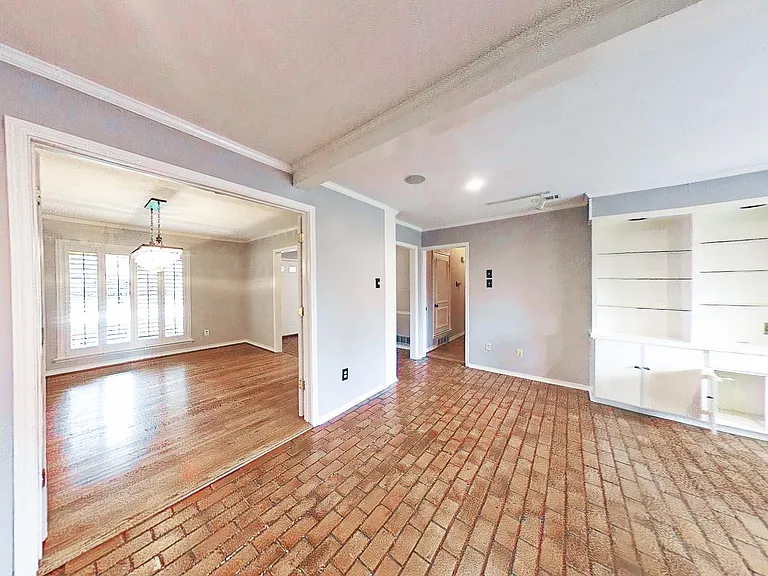 7618 Meadowhaven Dr — Photo 7