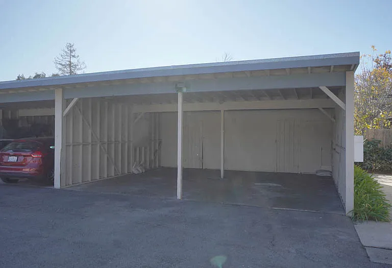 722 Colorado Ave — Photo 2