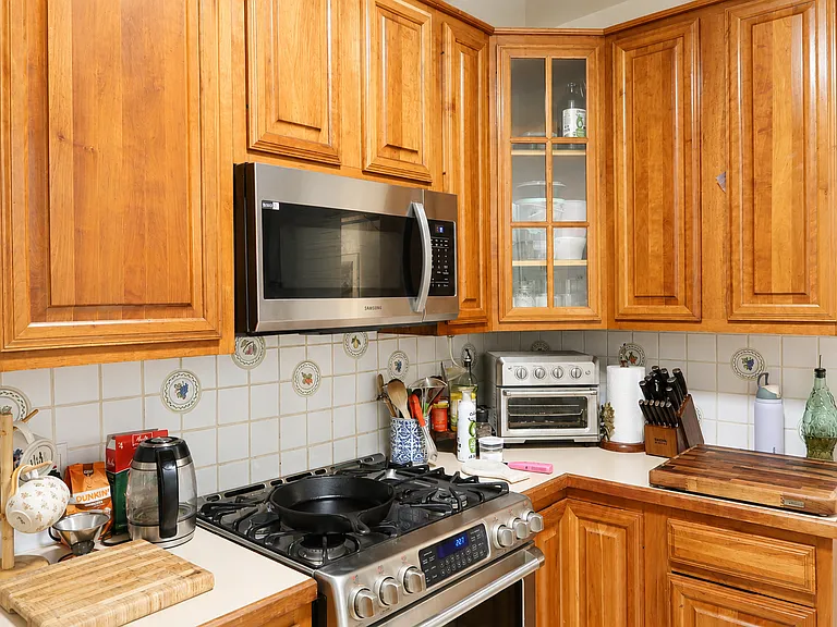 176 Naples Rd #8 — Photo 5
