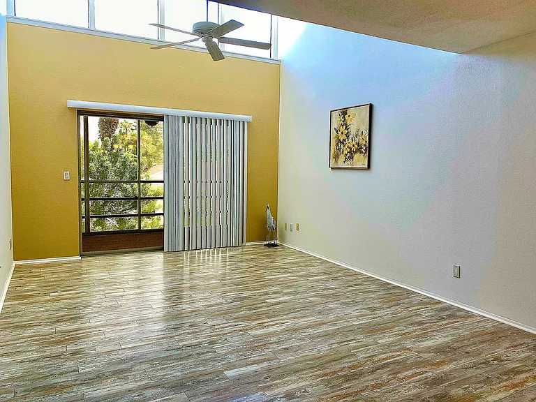 729 Capri Isles Blvd — Photo 5