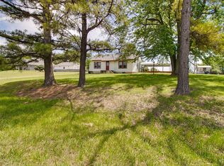 922 W 7th St, Stroud, OK 74079