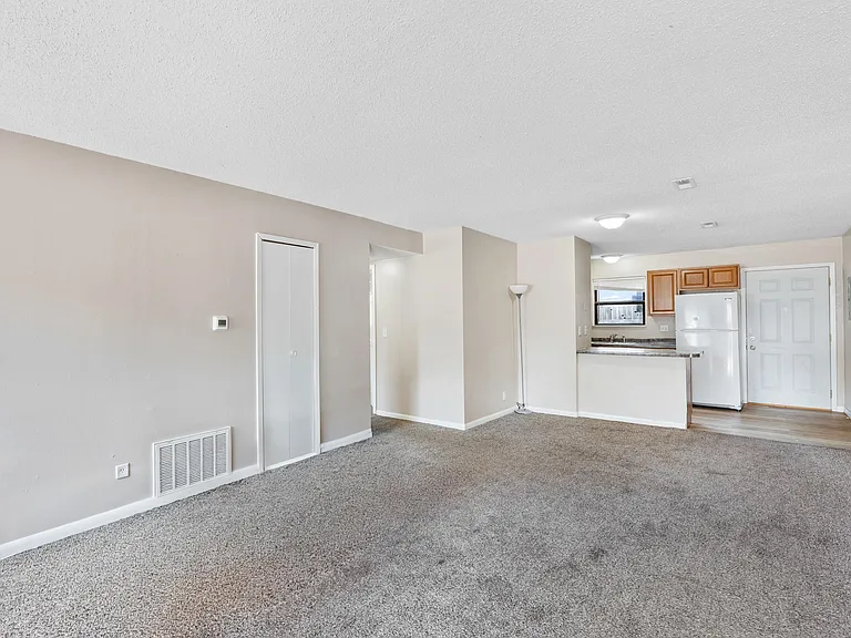 1520 E Fortuna St #4 — Photo 8