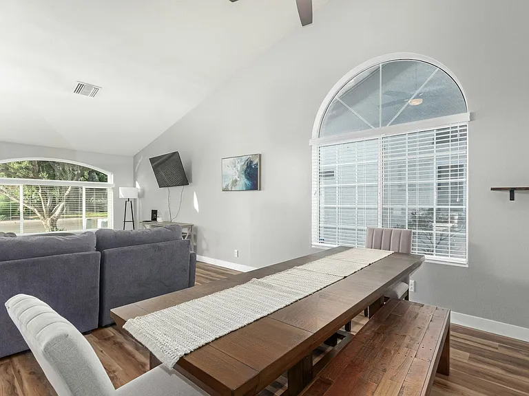1543 E Park Ave — Photo 12