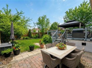 697 Lomond Cres, Burlington, ON