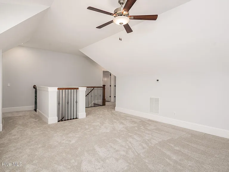 3842 W Wilson St — Photo 43