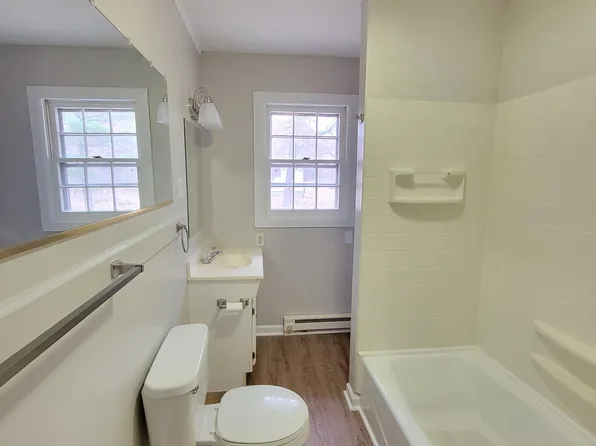 47 Applecrest Dr #A, Carbondale, IL 62903