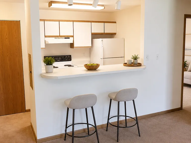 Pine Ridge Apartments — Photo 4