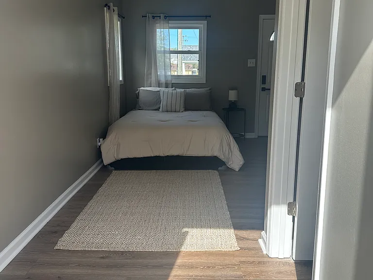 204 Clay St #B — Photo 1