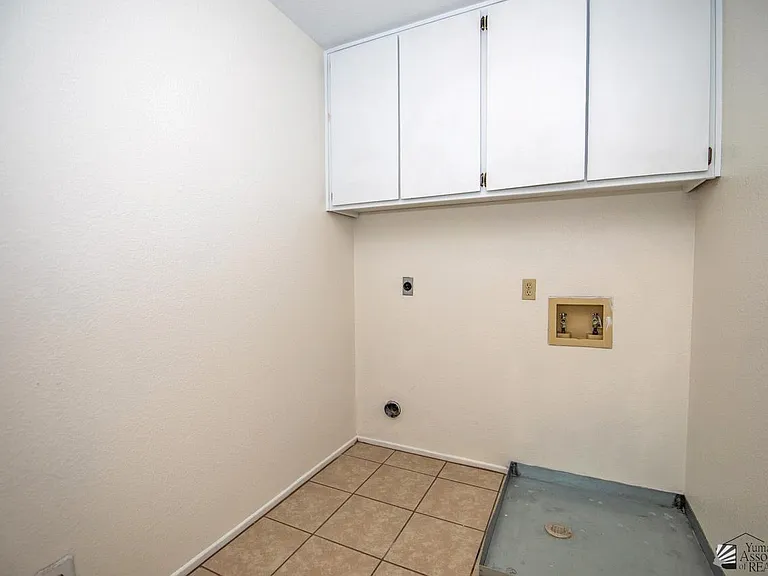 833 S Avenue A #32 — Photo 16