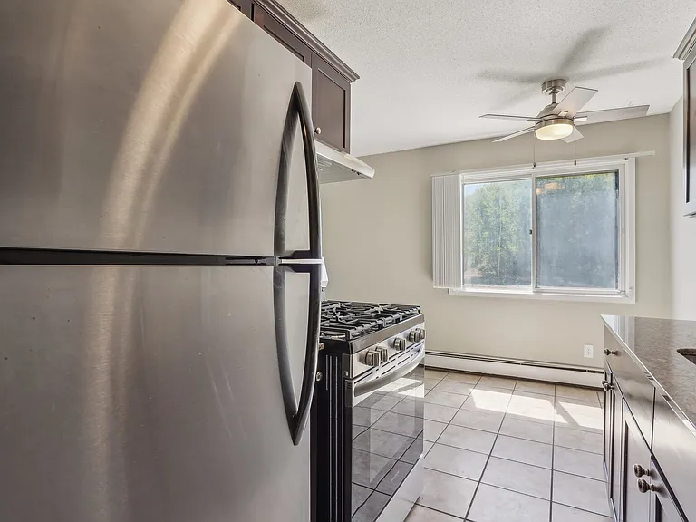 Park West Apartments, LLC — Photo 13
