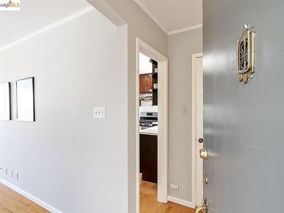 3rd image of 1387 19th Ave