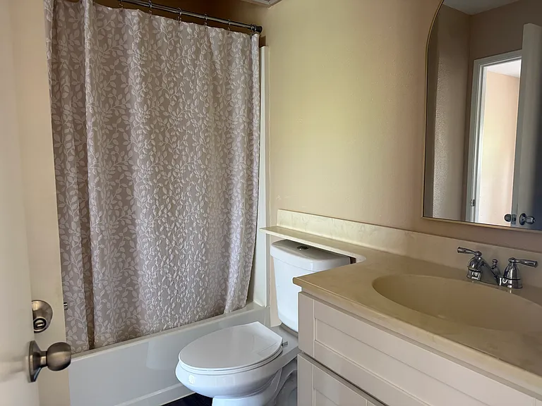 1438 Golfcrest Pl — Photo 26
