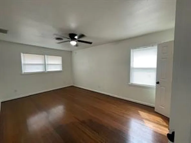 1460 Glenhaven Dr — Photo 13