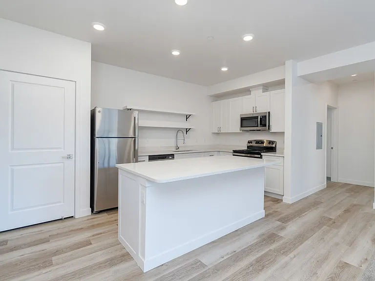 Woodburn Villas — Photo 31