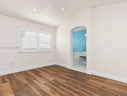935 Corkwood St — Photo 33