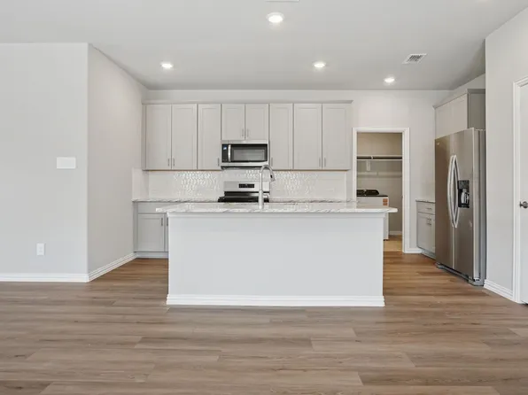 509 Green Gables Dr, McKinney, TX 75071