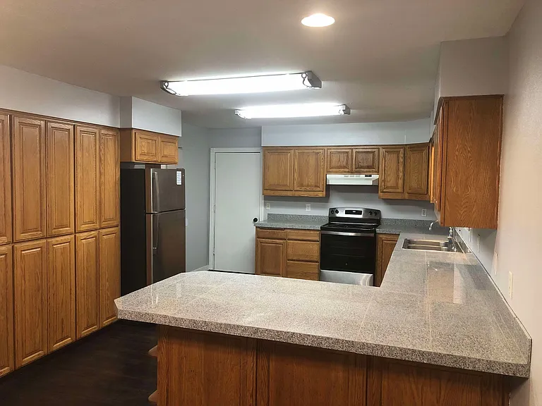 4270 Terraza Ct NE — Photo 10