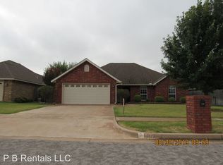 3611 NE Bradford St, Lawton, OK 73507