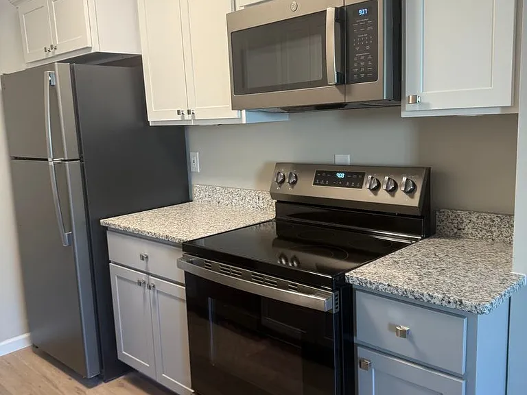 Candlewood Apartment Homes — Photo 5